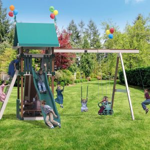 PlayMor Smiling Fort Swing Set With Kids