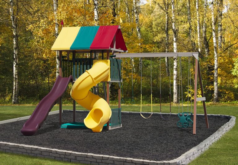 PlayMor Regal Retreat Swing Set With Mulch